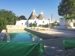 Trulli Settarte con piscina
